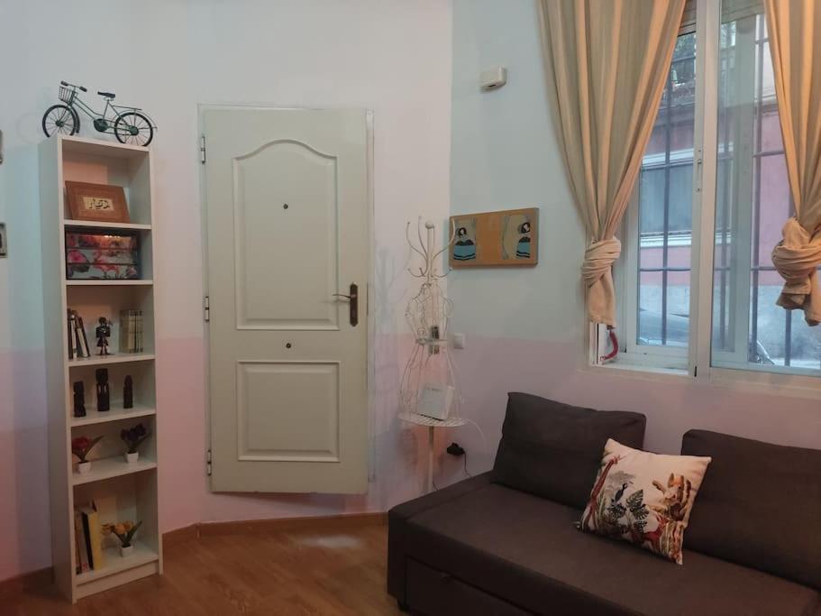 Appartamento Centrico Y Cosmopolita Madrid Esterno foto